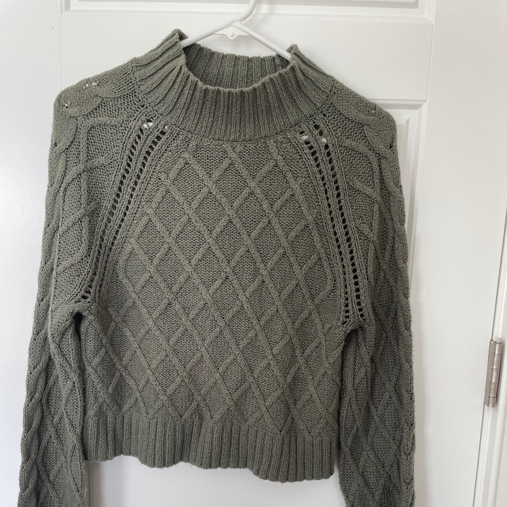 American Eagle diamond cable mock turtleneck sweater